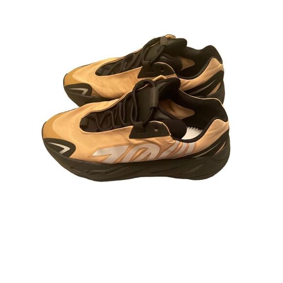 YEEZY BOOST 700 MNVN HONEY FLUX SNEAKER - Picture 1 of 7